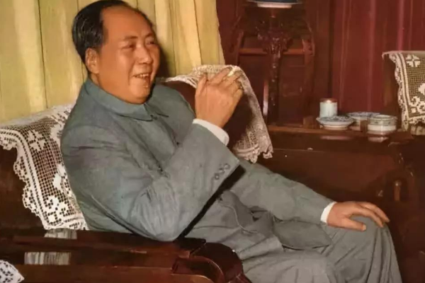 开国领袖毛泽东主席