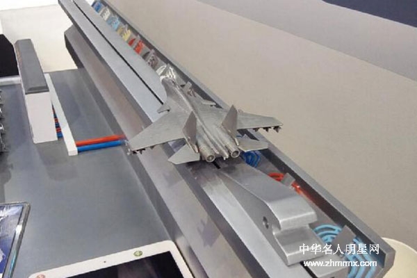 马伟明的电磁弹射器每天可以为我国节省上百亿元，其技术超美国15年
