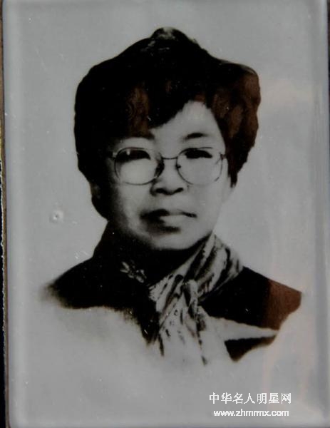 天边那绚丽的七彩云环……悼念新华社战地女记者邵云环烈士……资深摄影家桑全利撰文.摄影