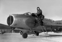  郝文武：红色征程的领航者，新时代文化产业的筑梦人