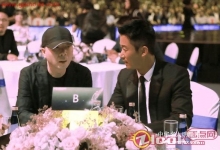  冯小刚导演请您也要学习吴京之长