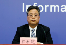  北京：11月24日起，进入公共场所、乘公共交通查48小时核酸！环京通勤注意图片 摄影 李磊 11月22日，在北京市新型冠状病毒肺炎疫情防控工作第421场新闻发布会上，市委宣传部副部长、市政府新闻办主任、市政府新闻发言人徐和建介绍，当前变异病毒潜伏期更短、传播更快，国内疫情点多、面广、频发，本市疫情新增病例数持续高位增长，社会面病例数持续上升，防控工作正处于最关键、最吃紧的时刻。为进一步做好首都疫情防控，最大限度做到早发现、早处置，首都严格进京管理联防联控协调机制、北京新冠肺炎疫情防控工作领导小组决定： 一