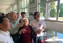  永保初心的将军：贾雪阳为乡下孩子不惜血本，花光积蓄